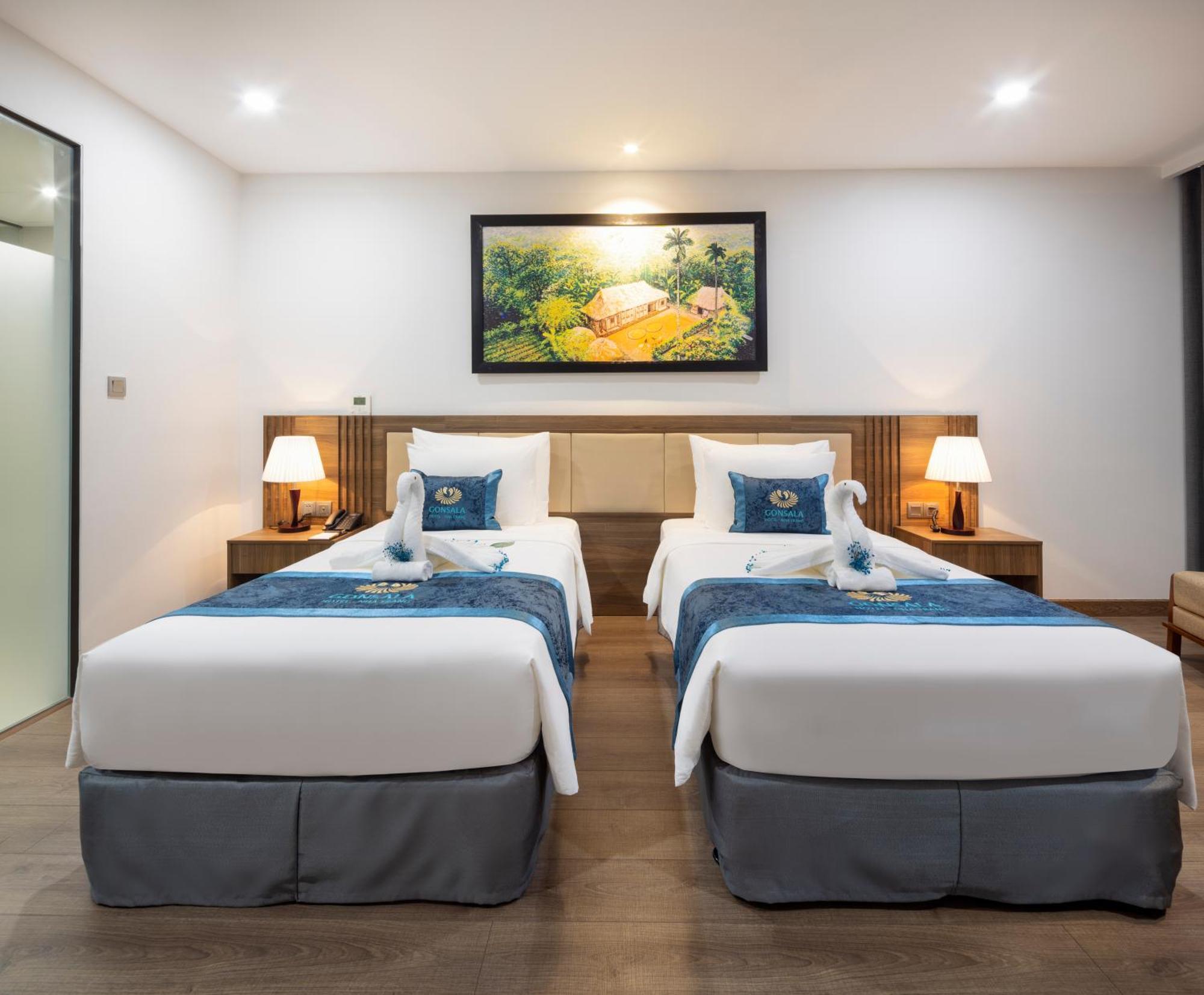 กอนโซลาโฮเต็ล ญาจาง Hotel ภายนอก รูปภาพ