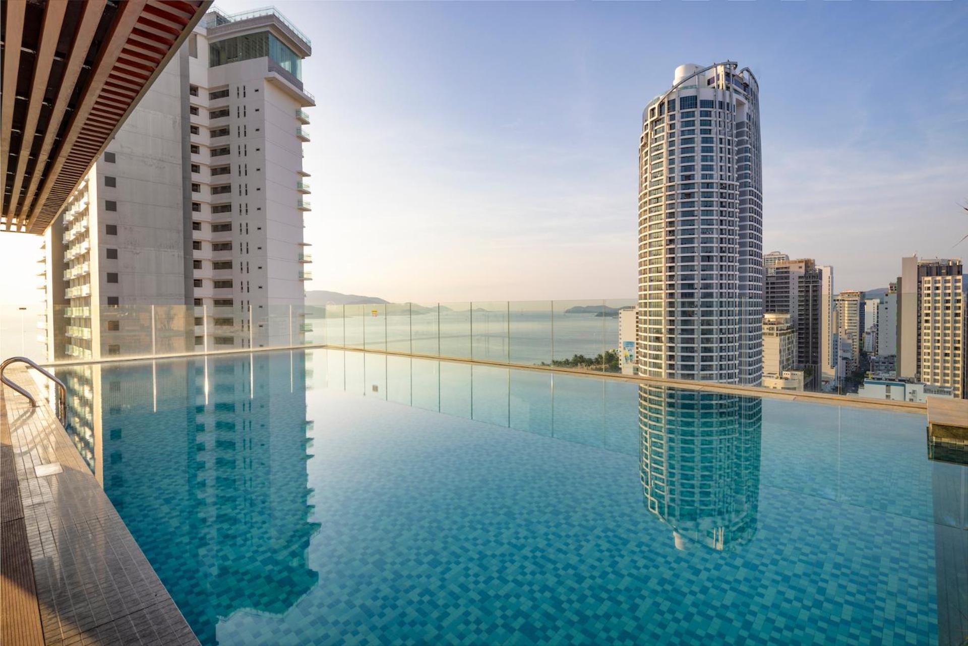 กอนโซลาโฮเต็ล ญาจาง Hotel ภายนอก รูปภาพ