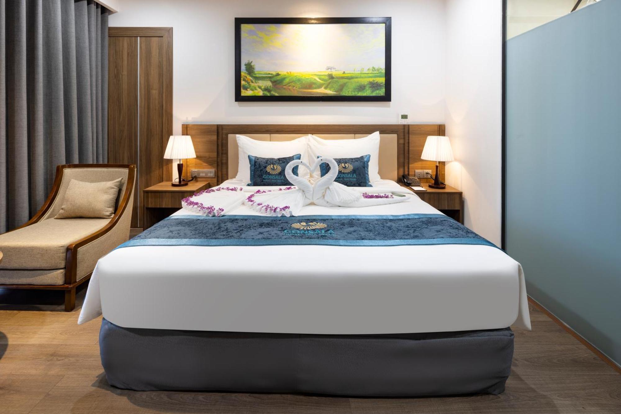 กอนโซลาโฮเต็ล ญาจาง Hotel ภายนอก รูปภาพ