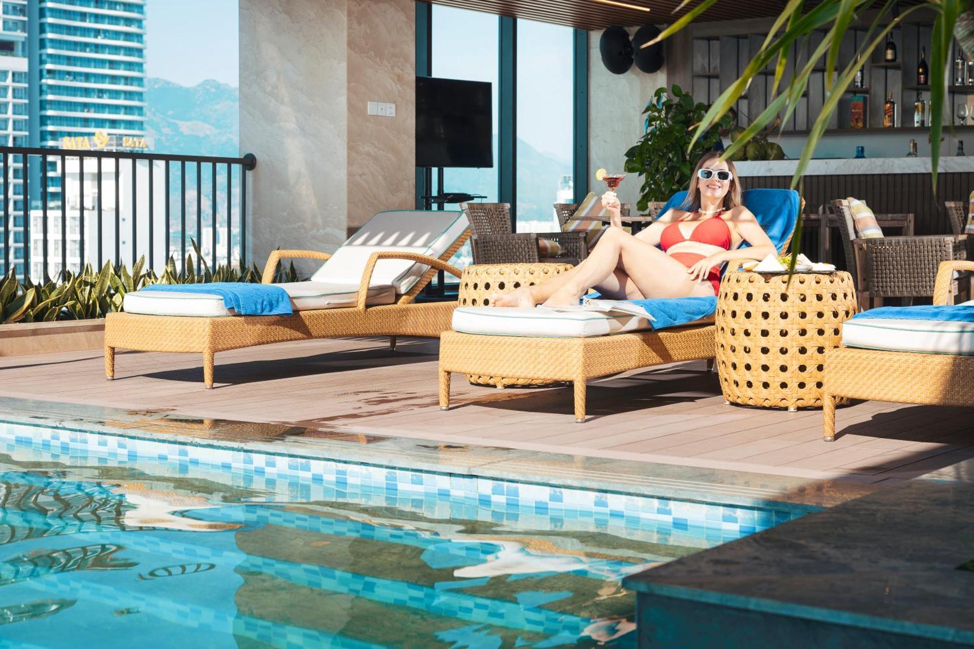 กอนโซลาโฮเต็ล ญาจาง Hotel ภายนอก รูปภาพ