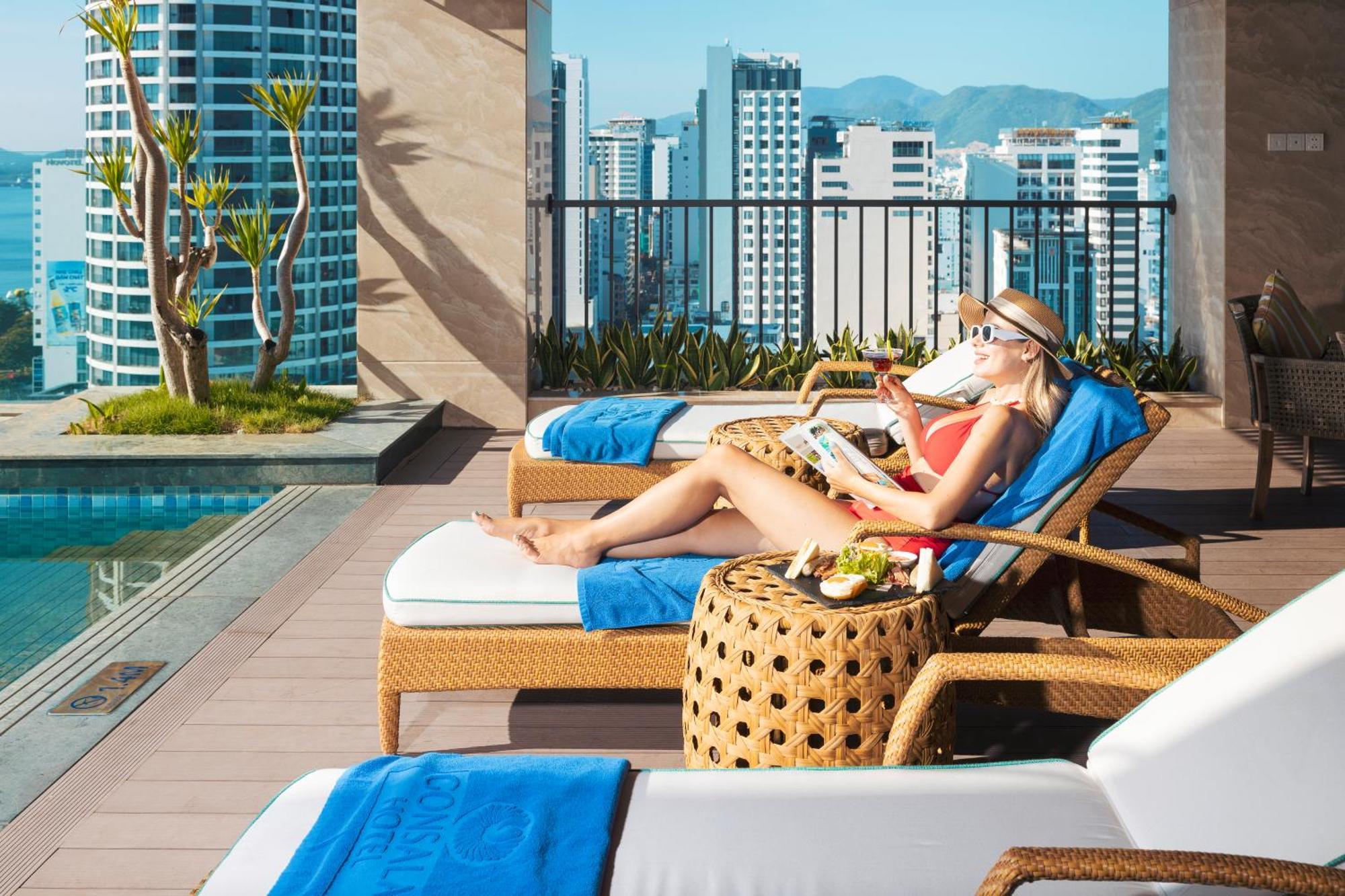กอนโซลาโฮเต็ล ญาจาง Hotel ภายนอก รูปภาพ